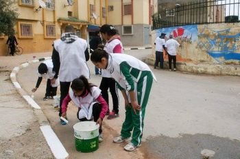 'لمسة' لساكنة البساتين تجعل من أحد شوارع الحي تحفة فنية (صور)