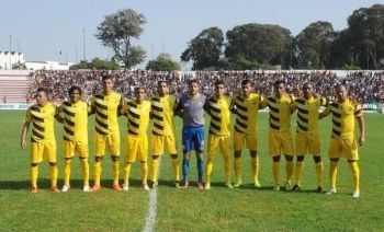 الجامعة تتدخل بعد فرض إدارة المغرب الفاسي غرامات ثقيلة على لاعبِيها