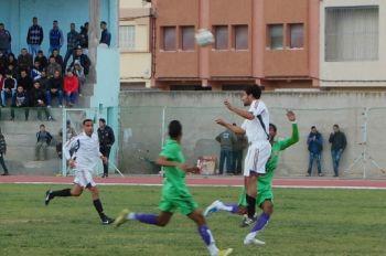 النادي البلدي لتولال يكتفي بنتيجة التعادل أمام نادي الإتحاد الرياضي لأزرو