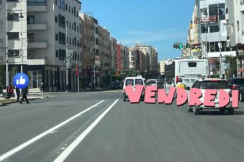 تشوير طرقي جديد بشارع محمد السادس بمكناس يثير جدلا قانونيا بعد تسجيل عشرات المخالفات